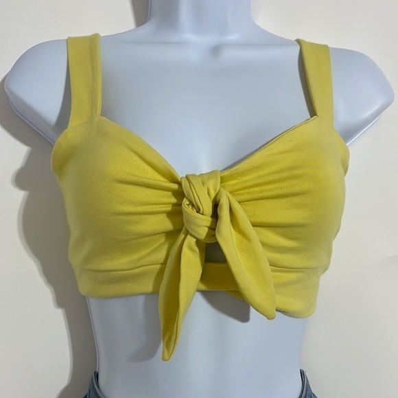 FOREVER 21 - Women’s Yellow Tie Crop Top! - Picture 1 of 4